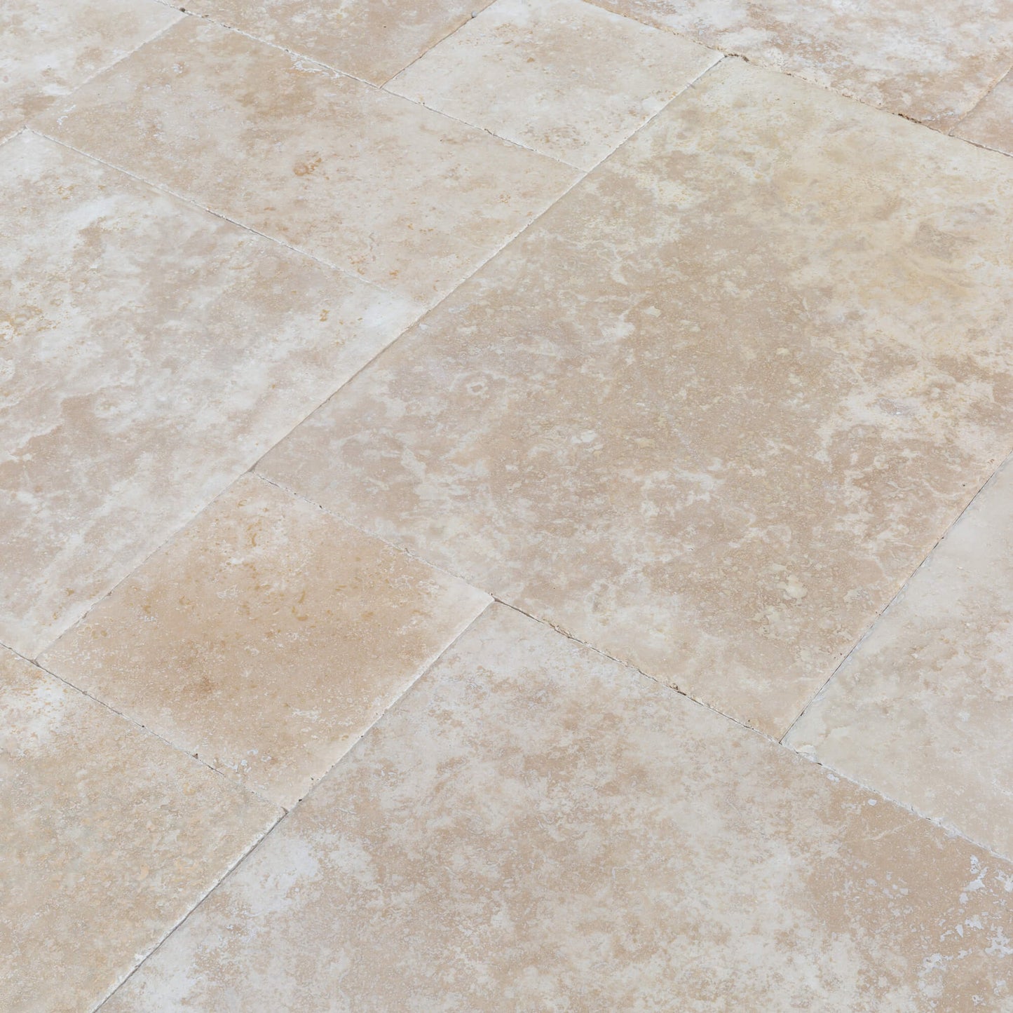High-quality Denizli travertine stone showcasing natural textures and superior craftsmanship