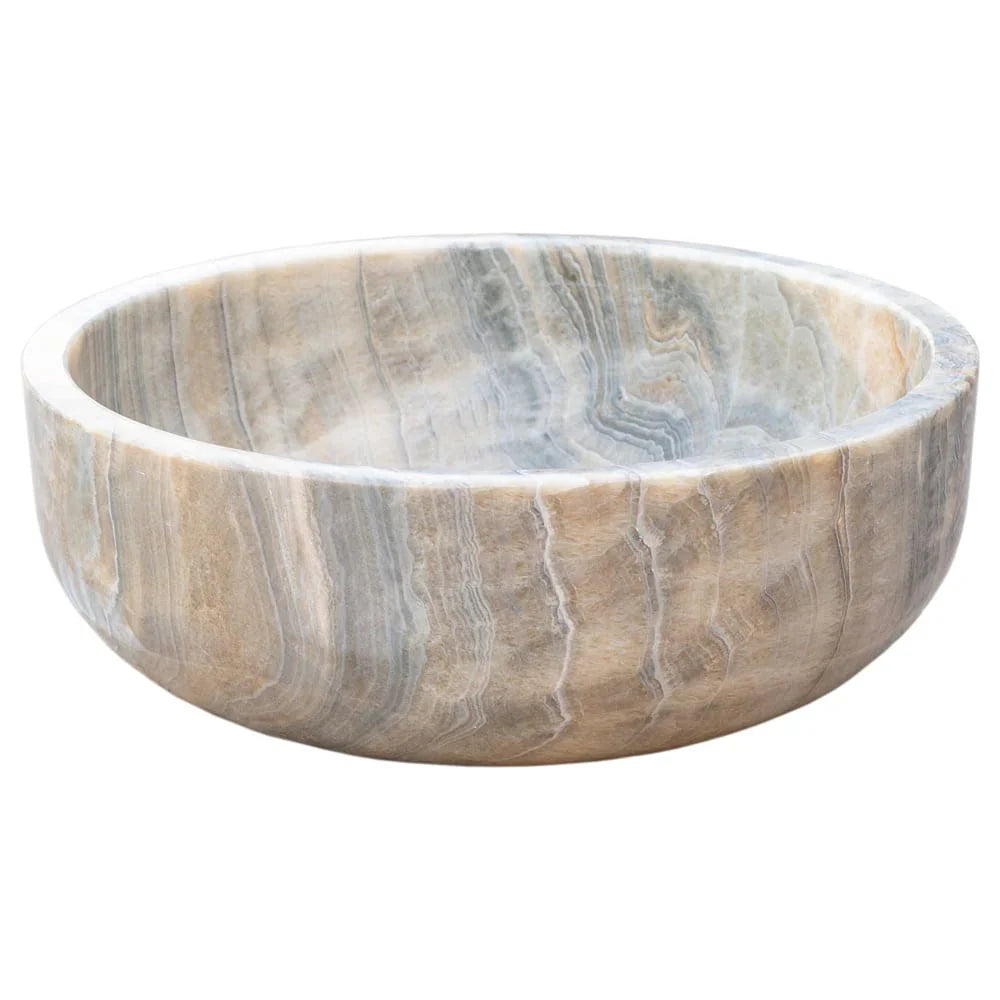 Elegant onyx jewelry piece showcasing exquisite craftsmanship and timeless design for sophisticated style.