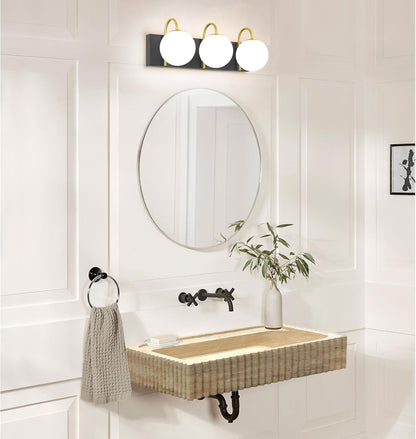 Close-up image of travertine stone showcasing its exceptional durability and timeless elegance