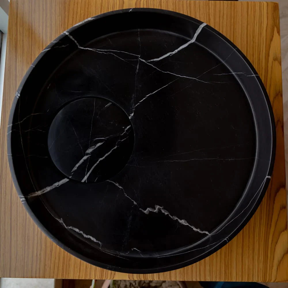 Premium Toros statue crafted from elegant Black Marble, exemplifying luxury and refined craftsmanship.