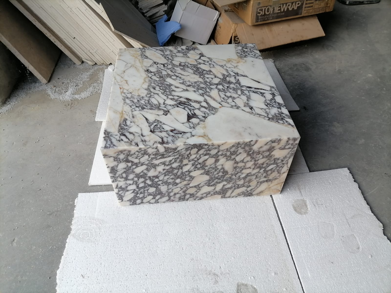 Calacatta Viola coffee table with elegant marble design, perfect for sophisticated living room decor