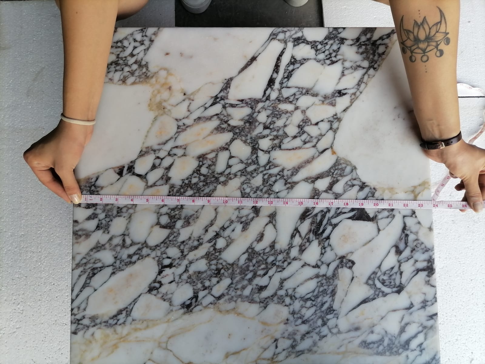 Calacatta Viola coffee table with elegant marble design, perfect for sophisticated living room decor
