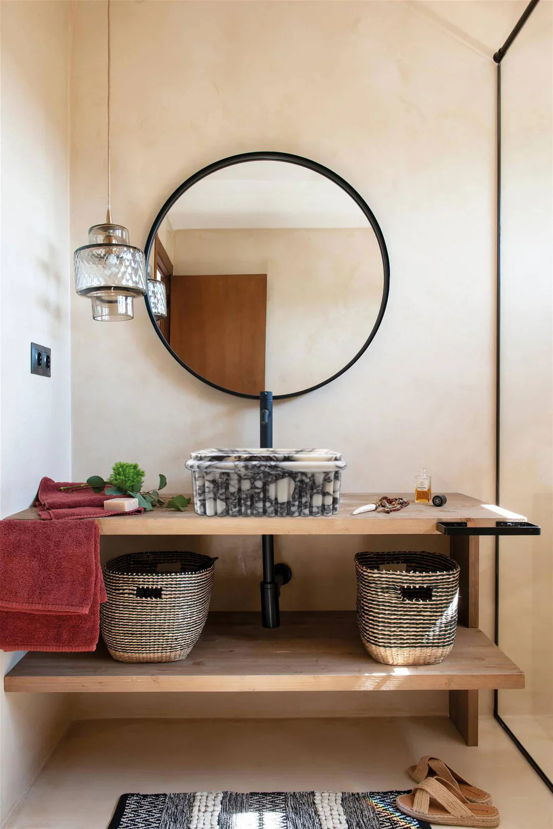 Calacatta Viola wall-mount sink showcasing elegant marble design for modern bathroom aesthetics