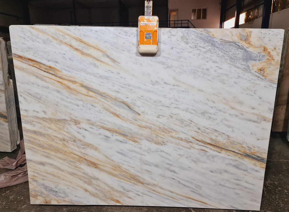 Dolce Vita design featuring elegant white marble surfaces for a luxurious and timeless aesthetic