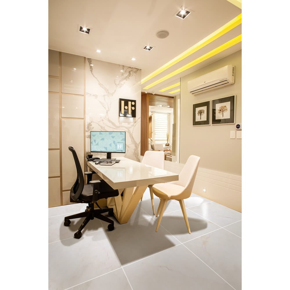 French Vanilla Cream Arizona Marble Floor and Wall Tile - Livfloors Collection.