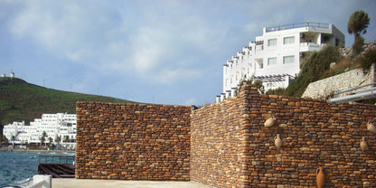 Volga Slate manufactured stone showcasing natural texture and durable design for elegant architectural applications